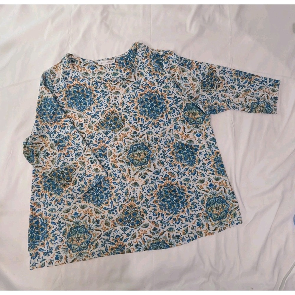 Emily Daniels Mandala Floral Blouse 1X Blue Orange 3/4 Sleeve Knit Top Boho